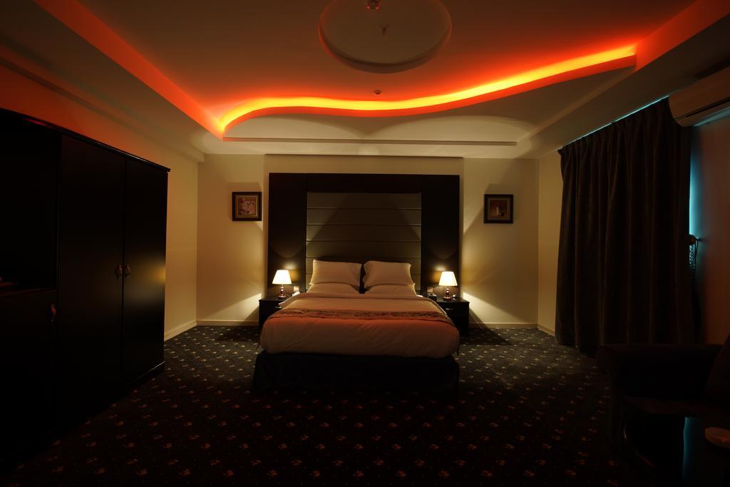 Rose Oasis Hotel Najran Quarto foto